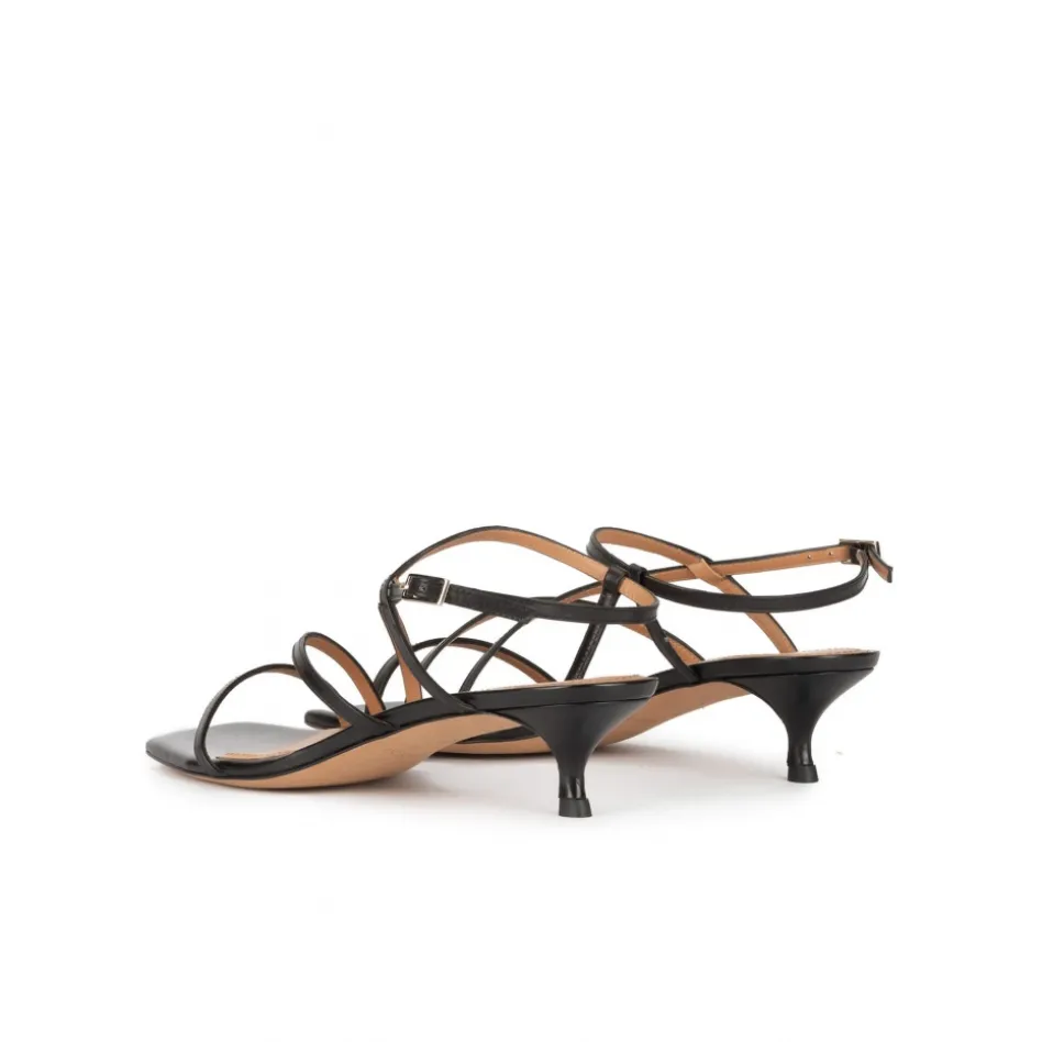 Quebec Sandales à talons moyens en cuir noir